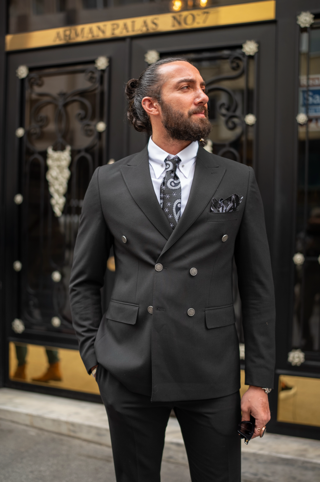 Mazonni Timeless Precision SlimFit Suit