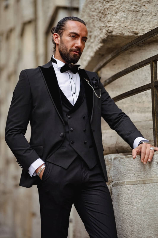 Mazonni Sopsham Black Slim Fit Velvet Peak Lapel Tuxedo