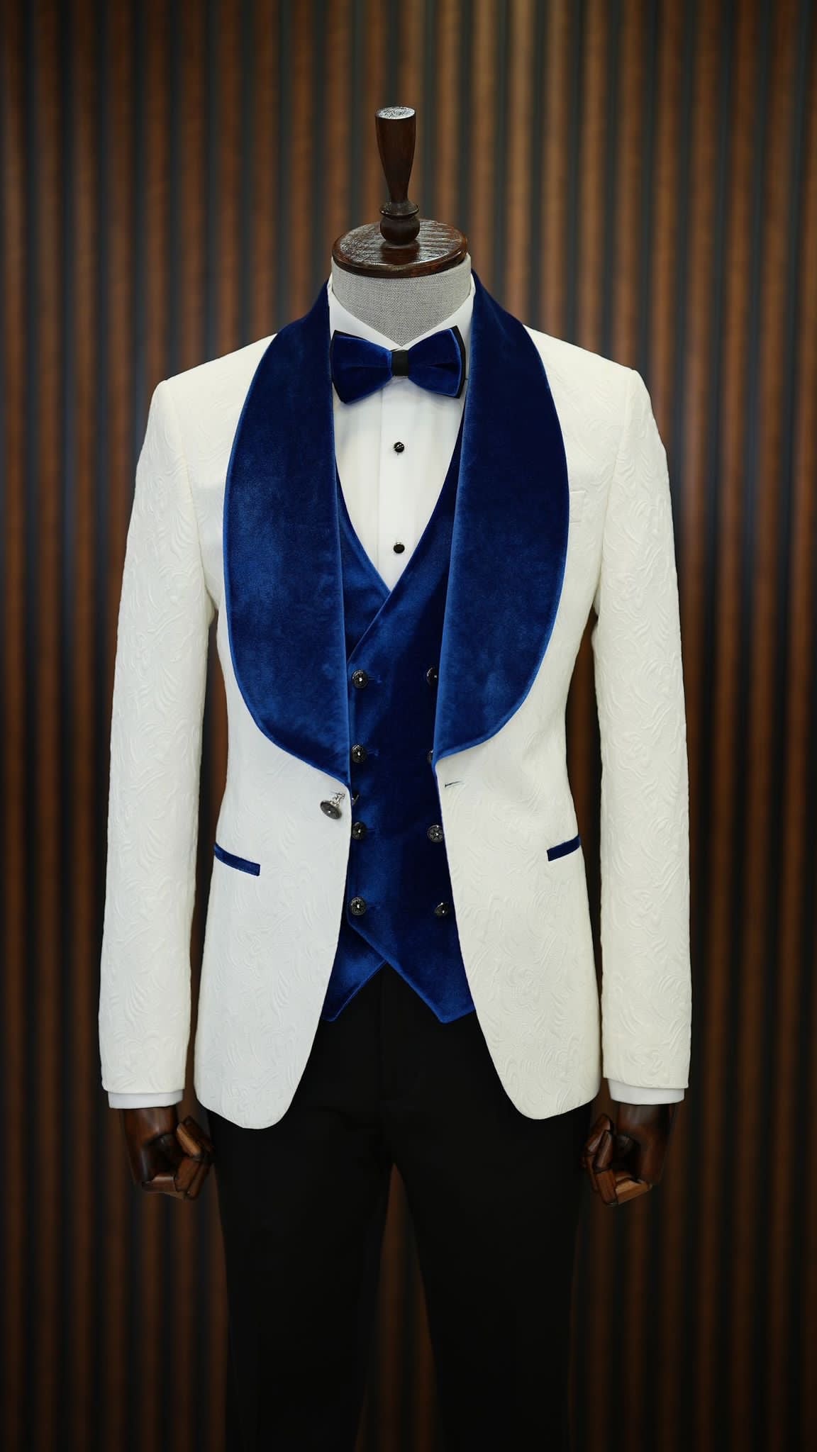 Mazonni Paruri Blue Slim Fit Velvet Shawl Lapel Wool Tuxedo