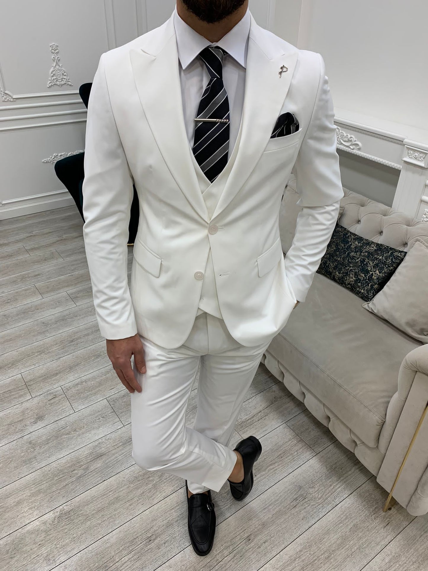 Mazonni Monte White  Slim Fit Suit