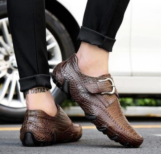 Luxury Eagle Loafers (2 colors)