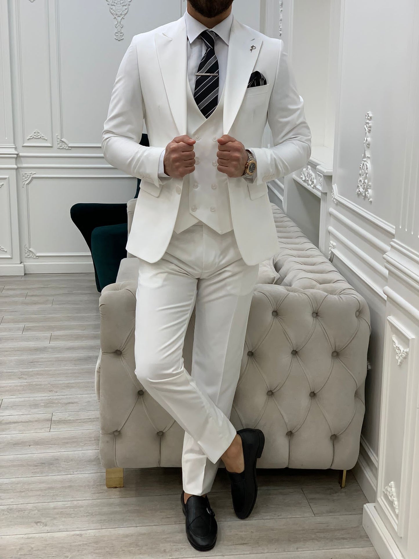 Mazonni Monte White  Slim Fit Suit